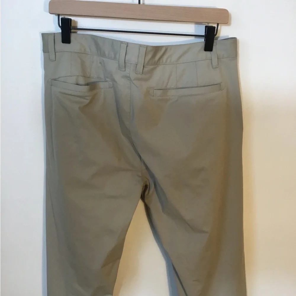 Rhône Commuter Performance Pants… Short Inseam‎